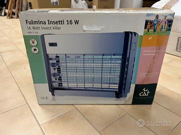 Lampada fulmina insetti