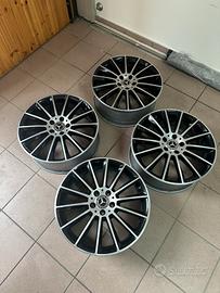 4 cerchi 19 Amg