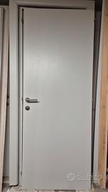 Porte standard grigio