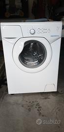 lavatrice Candy Acquamarina 80 F  da 3,5 kg a