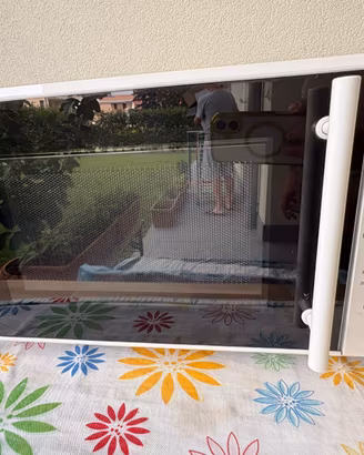 Forno a microonde con grill