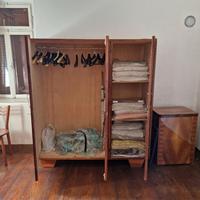 Armadio in legno 