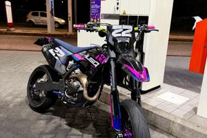 Husqvarna FC 450 targato