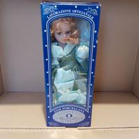 Bambola in porcellana VICTORIAN STYLE "ELISABETTA"