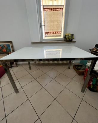 Tavolo acciaio e vetro
