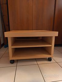 mobiletto basso con ruote