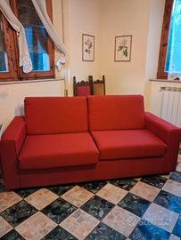 Divano rosso 3 posti