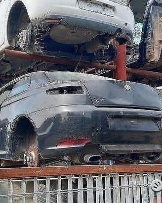 Alfa romeo gt ricambi