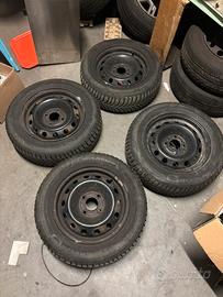 Gomme  con cerchio michelin alpin a4  175/65/14