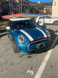Mini cooper 1.5 benzina automatica