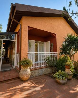 Villa di 165 m² con 5 locali e box auto doppio a V