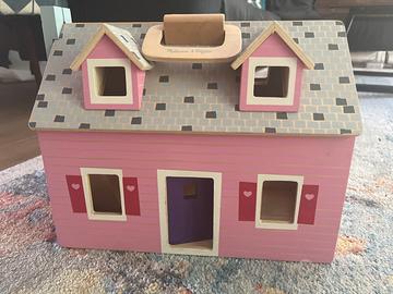 Casetta bambole 14 mobili e 8 personaggi