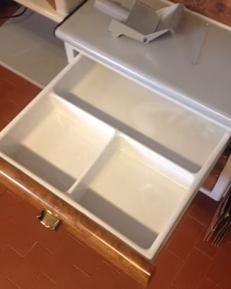 Vaschette bacinelle vassoi in plastica