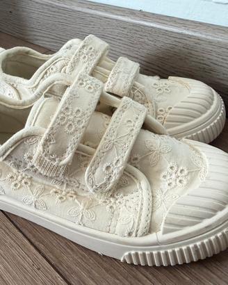 Scarpe nr 27