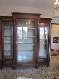 Privato vende armadio-biblioteca in radica impero