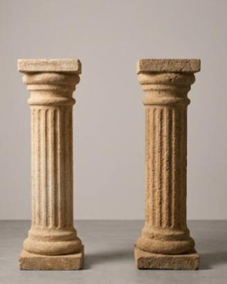 coppia di colonne classiche 