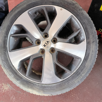 Gomme Hankook e cerchi in lega Kia originali m+s