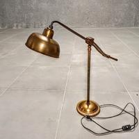 lampada da scrivania 