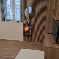 Senza agenzia monolocale per donna sola