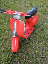 vespa 50 special   4 marce  conservata 