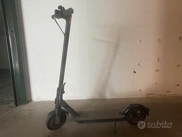 Monopattino Xiaomi Mi Electric Scooter