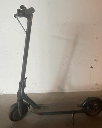 Monopattino Xiaomi Mi Electric Scooter