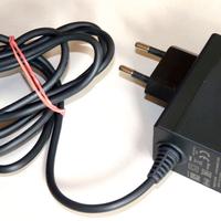 Nintendo Switch Alimentatore Originale - USATO