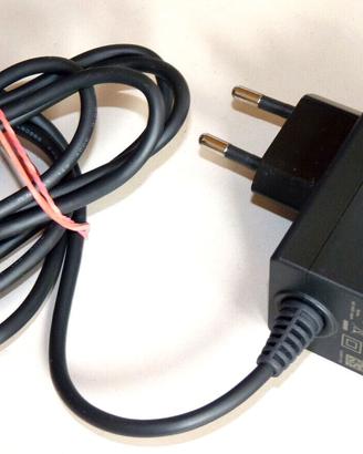 Nintendo Switch Alimentatore Originale - USATO