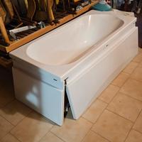 Vasca da bagno 150×80 pannellata su 2 lati 