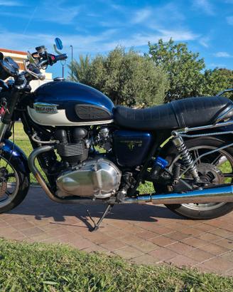 Triumph Boneville  T100  SE