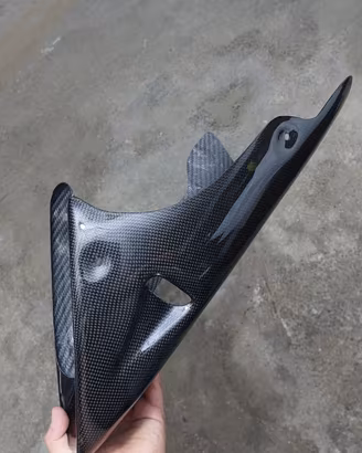Puntale carbonio ducati monster  dal 600 al 1000 