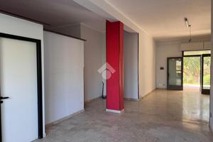 NEGOZIO A CASTELLAMMARE DEL GOLFO