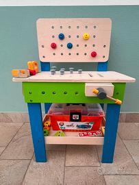 Tavolo lavoro Hape per bambini  più attrezzi
