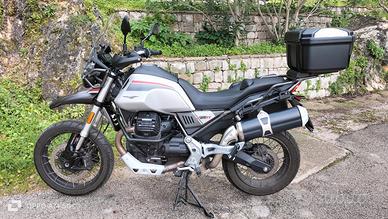 Moto Guzzi V 85 TT TRAVEL 