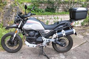 Moto Guzzi V 85 TT TRAVEL 