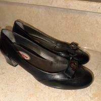 Scarpe Melluso interamente in pelle