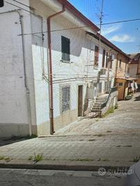 Trilocale da ristrutturare