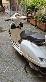 VESPA GTS 300