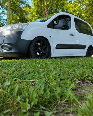 Citroen berlingo b9 1.6 HDi con airlift