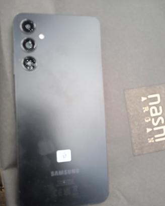 Samsung A05s, 128 gB di memoria
