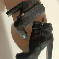 Stivaletti Guess neri con tacco alto taglia 37