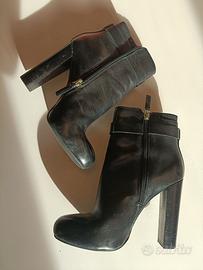 Stivaletti Guess neri con tacco alto taglia 37