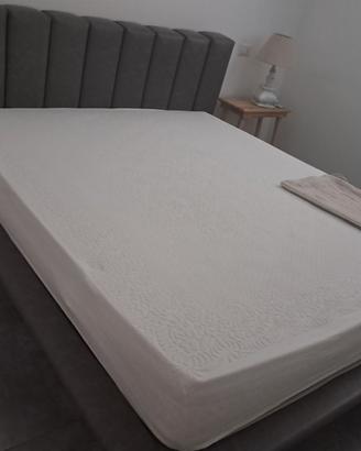 Letto, pelle color grigio melange