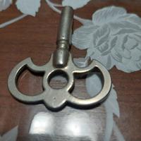 Chiave quadra per carica orologio 