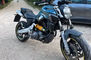 Yamaha MT-03 - 660cc -patente A2