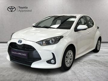 Toyota Yaris Hybrid Active MY22