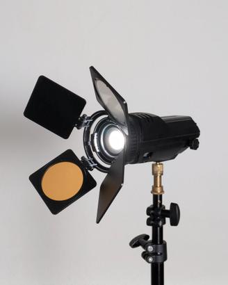 Ikan iLED6 Zoom ENG Led Light