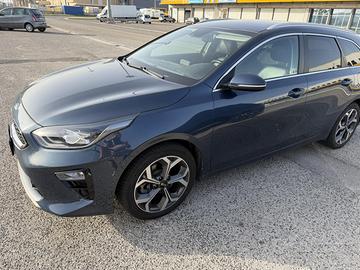 Kia Ceed 1.6 CRDi 136CV DCT SW Evolution