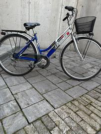 Bicicletta donna 28 perfetta usata poco