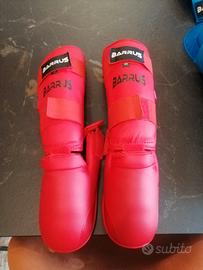 Protezioni gambe e piedi per karate marca Barrus